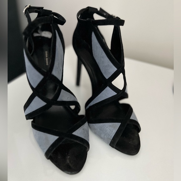 Zara black and blue cross cross shoes size 38 - Picture 2 of 3